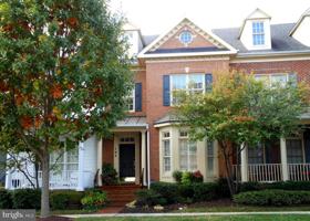 featured image of 104 Oak Knoll Ter