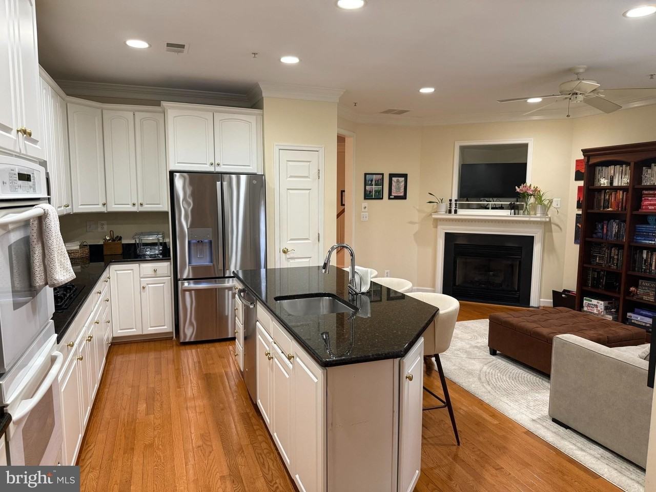 104 Oak Knoll Ter - Photo 5 of 22