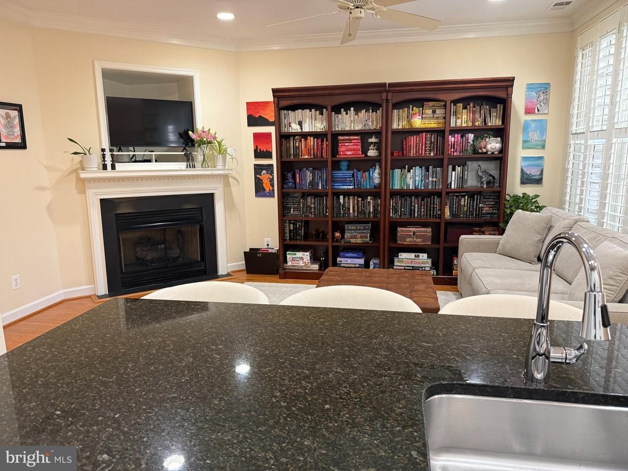 104 Oak Knoll Ter - Photo 7 of 22