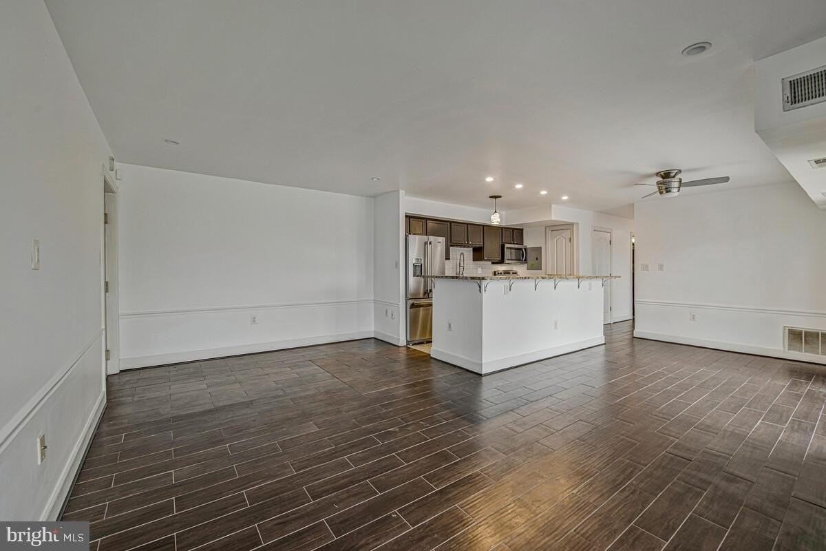 6302 Hil Mar Dr #6-2 - Photo 7 of 29