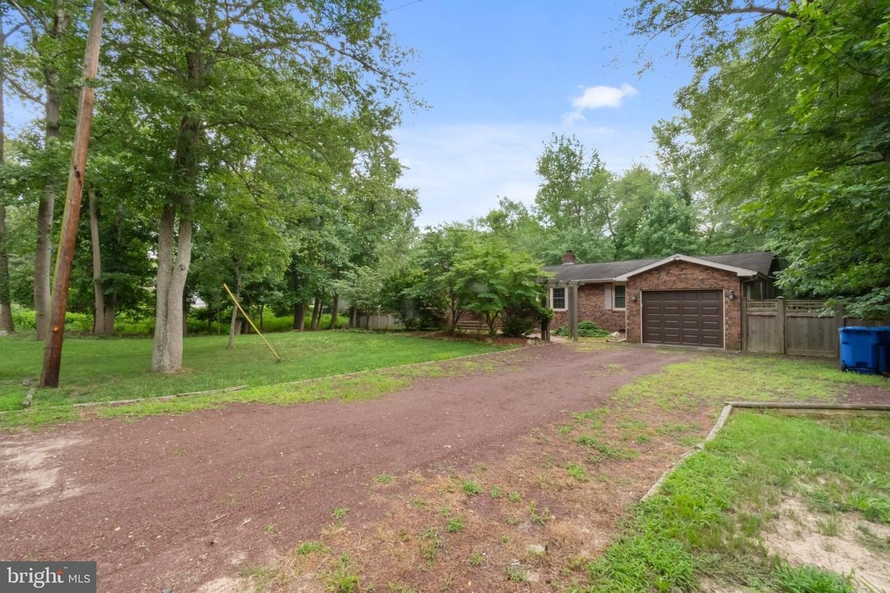 51 Christopher Mill Rd - Photo 3 of 24