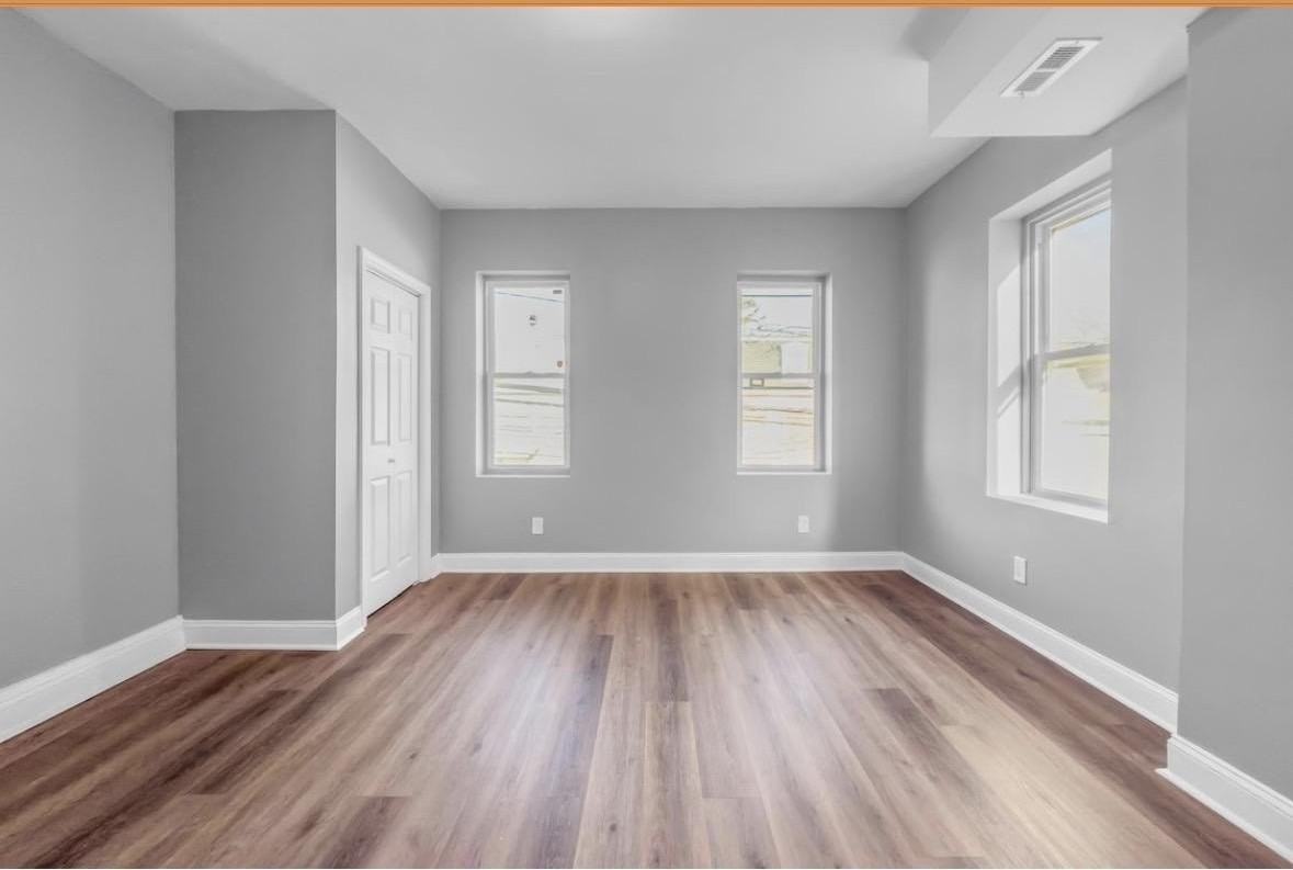 302 Jones Ave - Photo 7 of 8