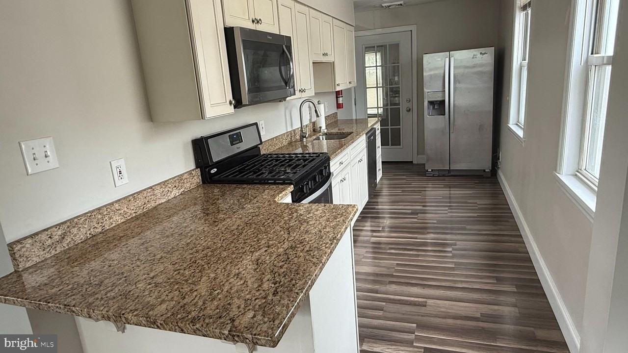 69A Ellis St - Photo 2 of 10