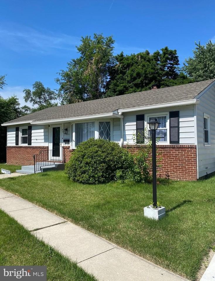 401 Glendale Dr - Photo 2 of 25