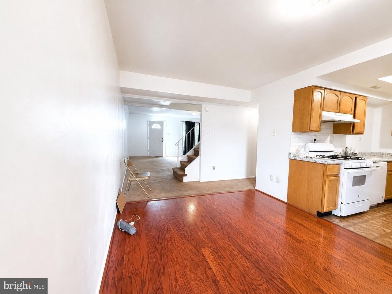 8 Vernon Ct - Photo 5 of 14