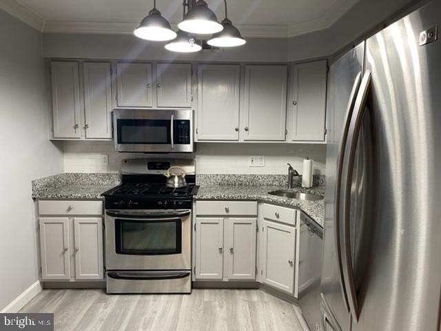 18 Tynemouth Ct - Photo 3 of 11