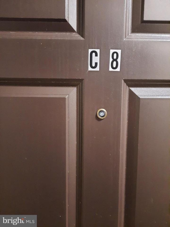 12 S Filbert St #C8 - Photo 2 of 6