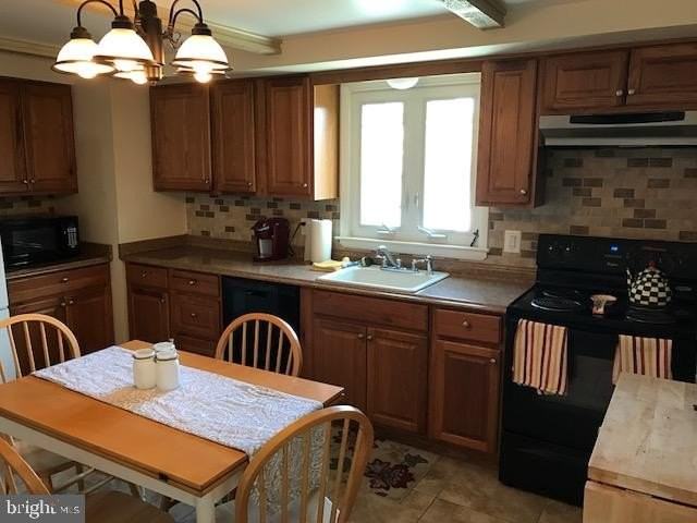 509 Maple St - Photo 5 of 16
