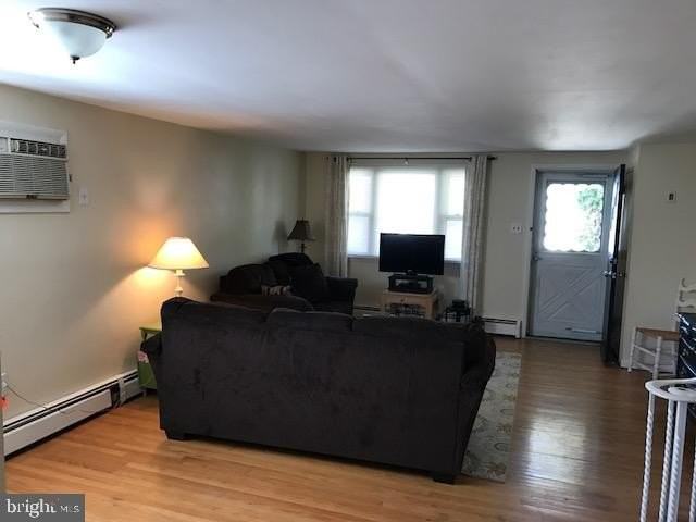 509 Maple St - Photo 7 of 16