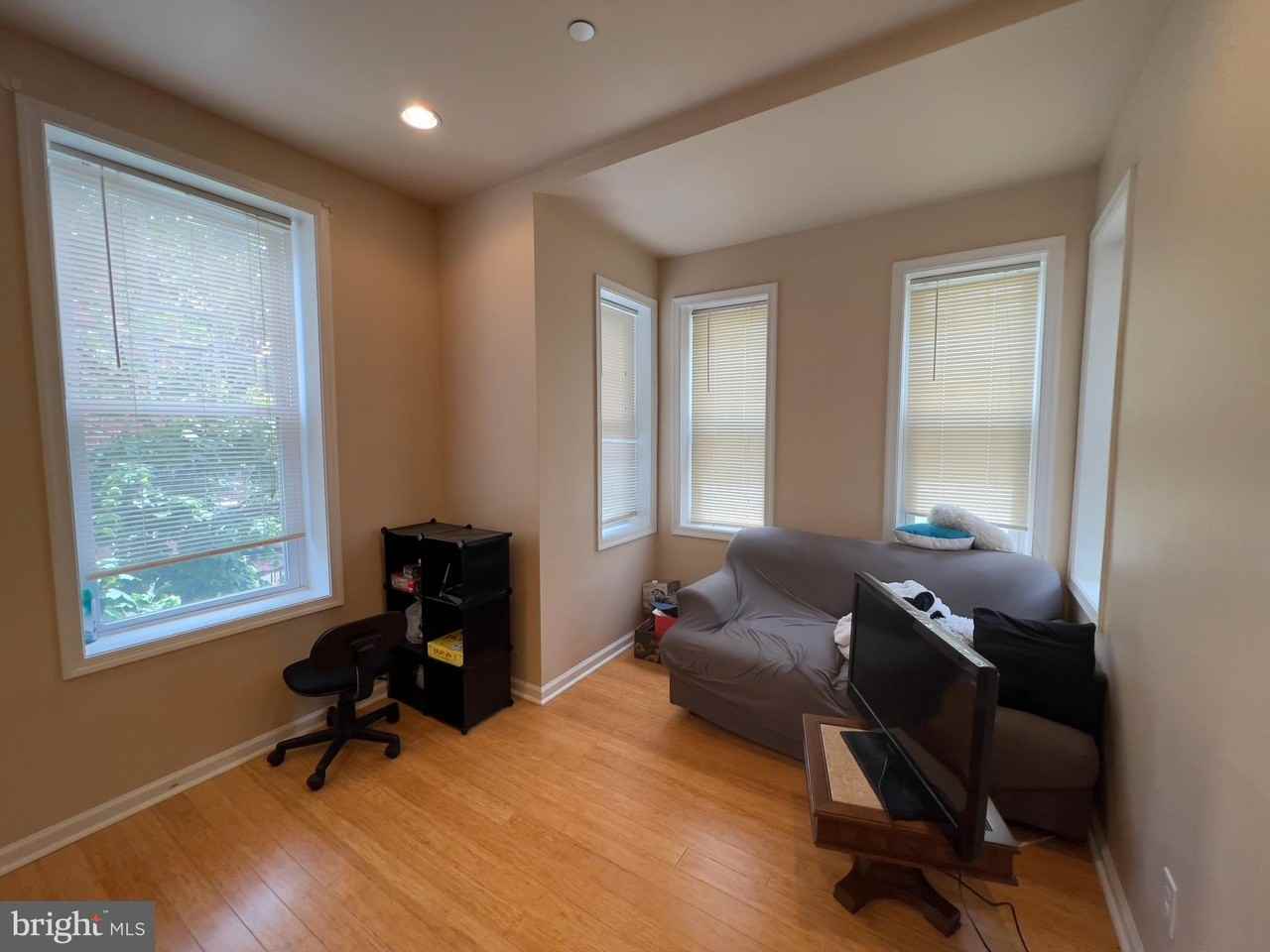 1920 N 7th St #2 - Photo 6 of 28