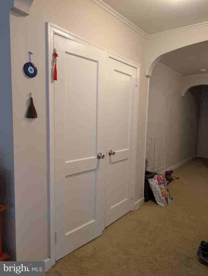 2433 N 50th St #1stFL - Photo 4 of 11