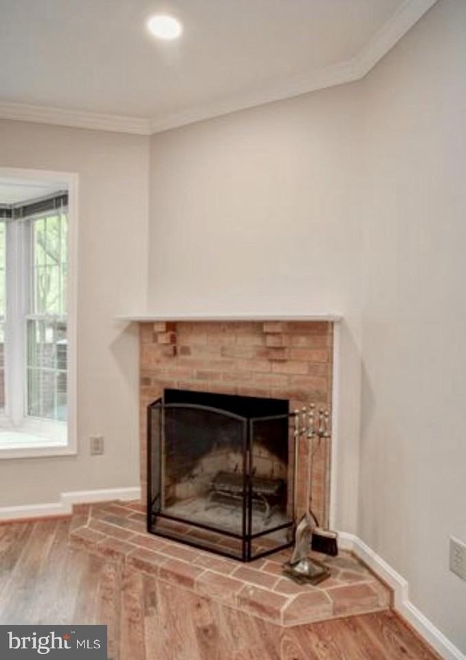 2510 Fairfax Dr #2EIII - Photo 5 of 31