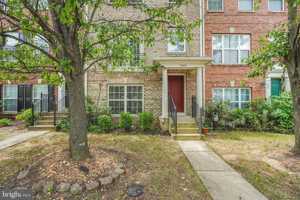 featured image of 1606 Wilcox Ave