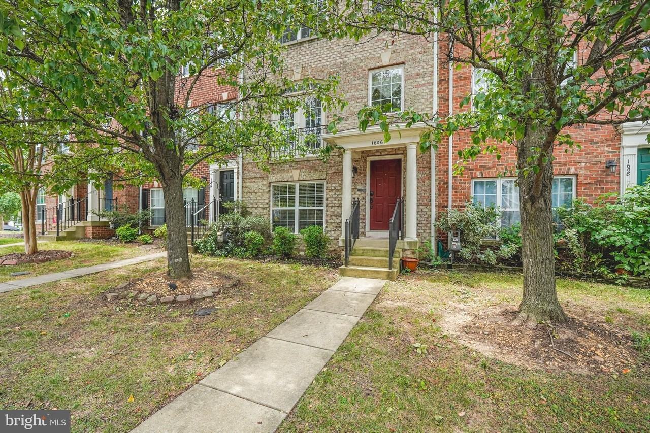 1606 Wilcox Ave - Photo 2 of 41