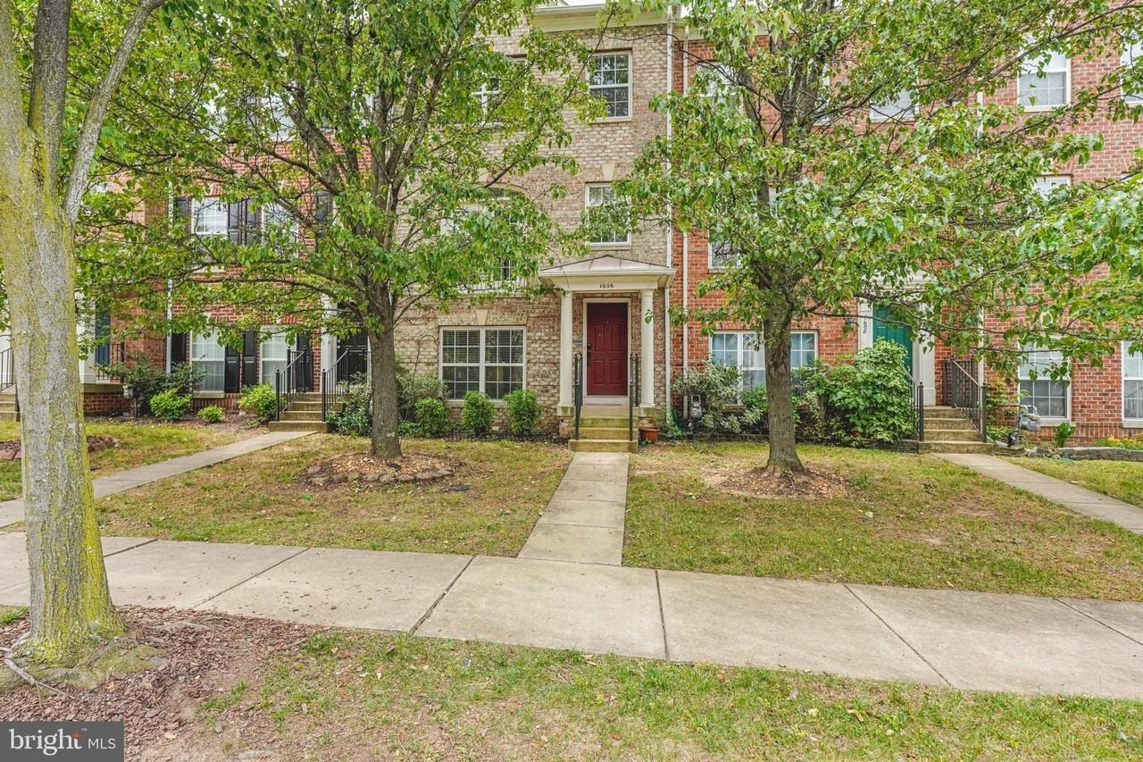 1606 Wilcox Ave - Photo 4 of 41