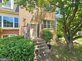 4719 Gainsborough Dr - Photo 1 of 1