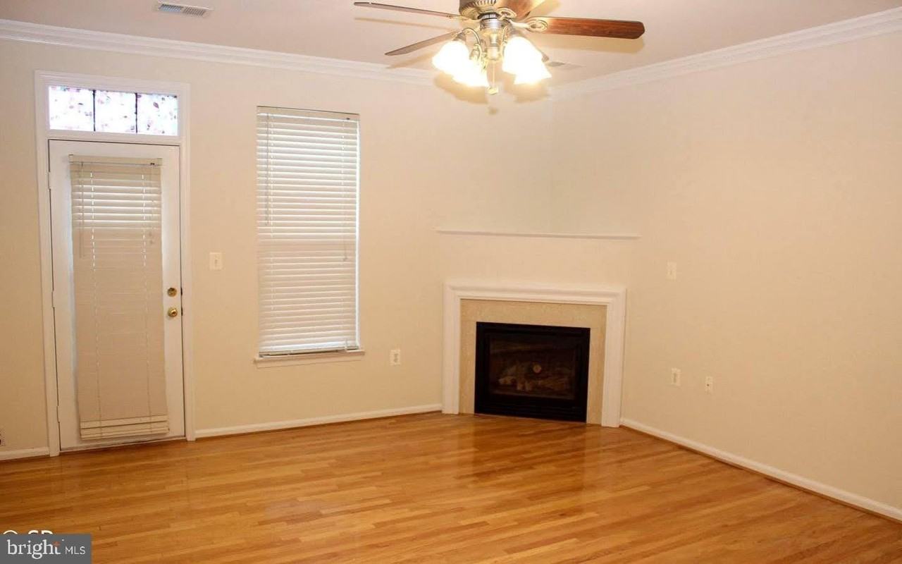 20962 Albion Ln - Photo 6 of 27