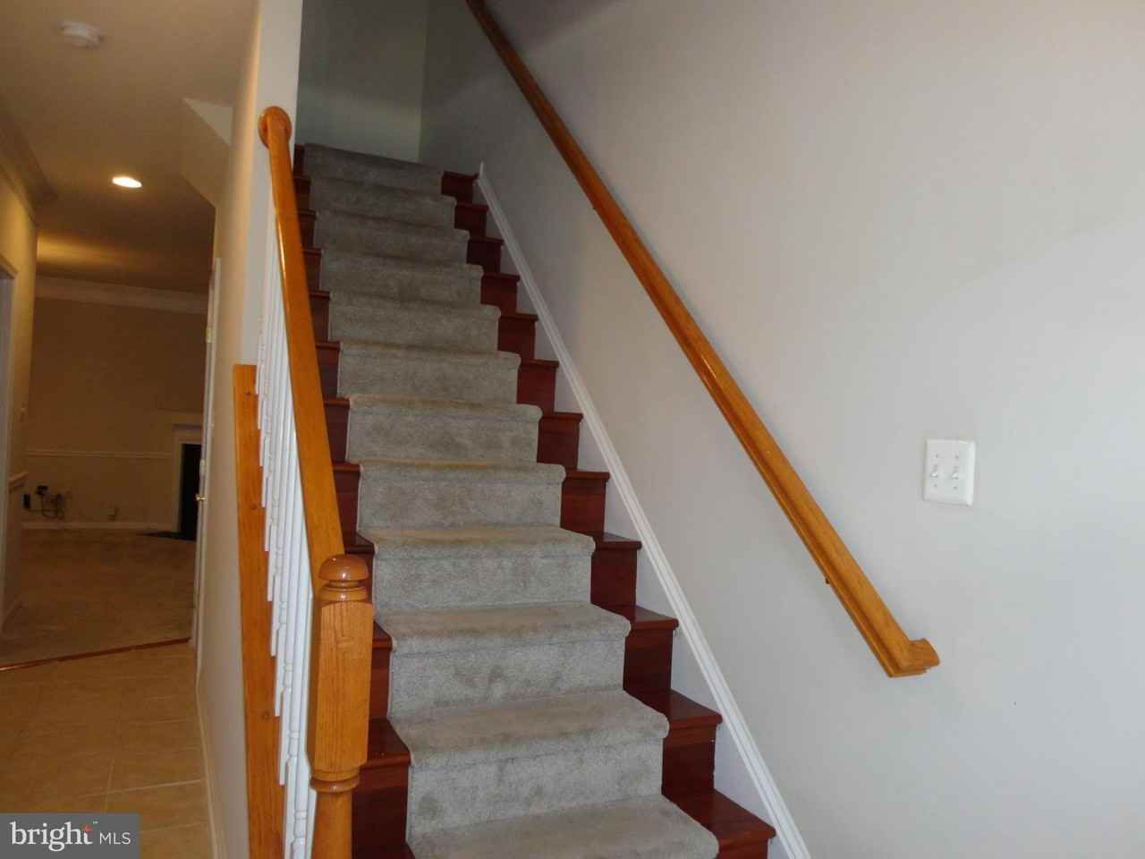 24699 Kings Canyon Sq - Photo 5 of 50