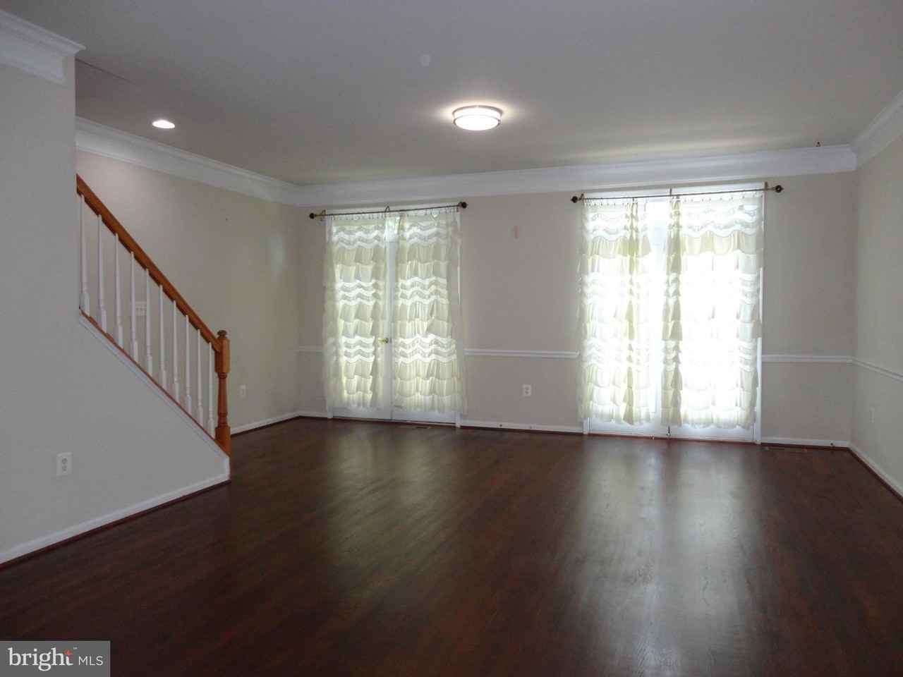 24699 Kings Canyon Sq - Photo 6 of 50