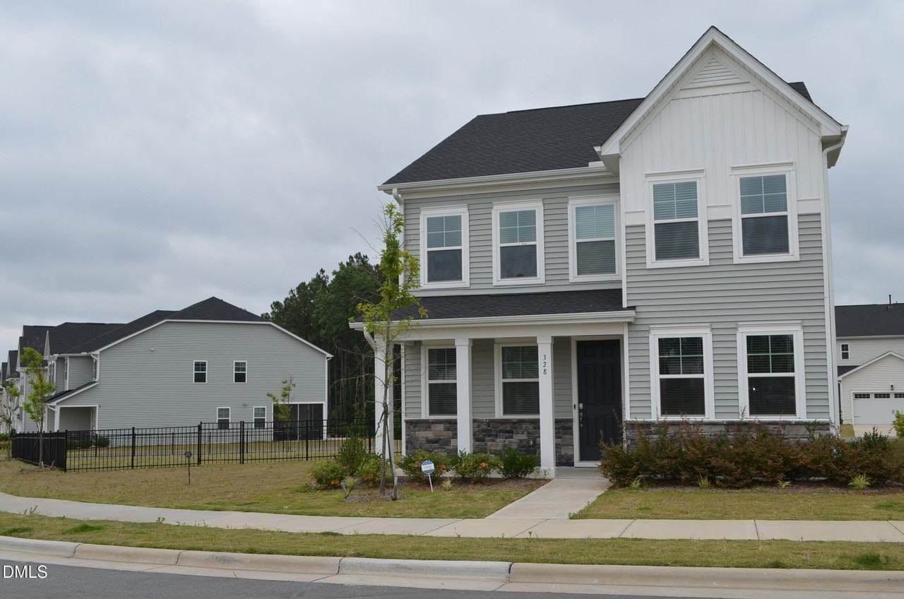 328 Edge Of Auburn Blvd - Photo 2 of 45