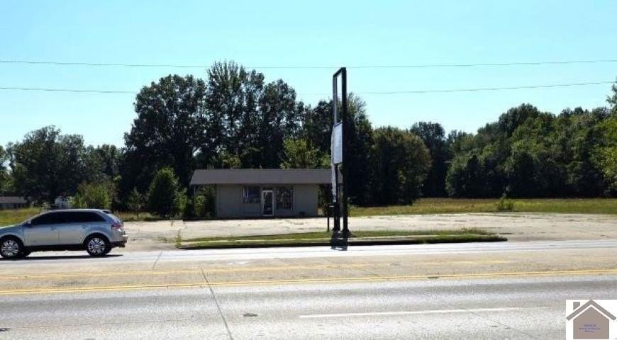 3208 Park Ave - Photo 3 of 6