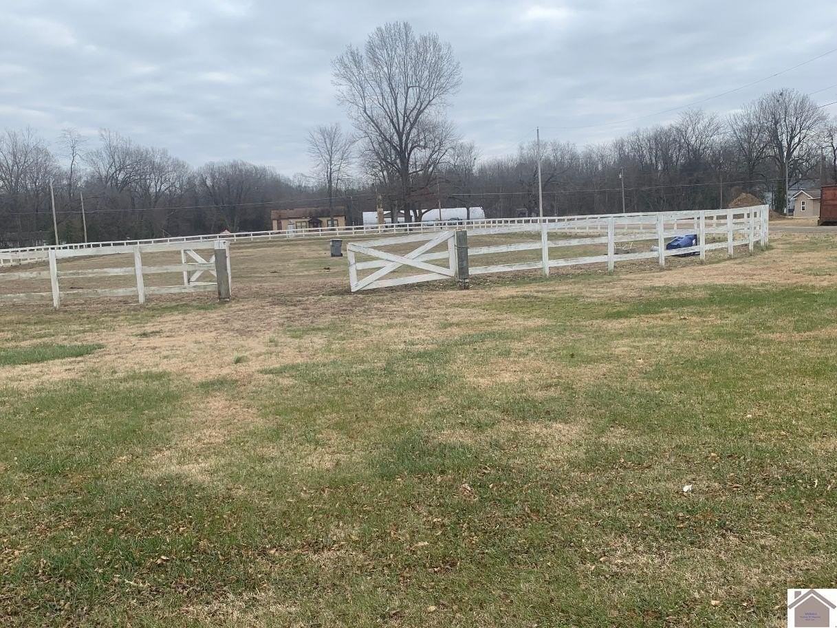 4285 Schneidman Rd - Photo 5 of 44