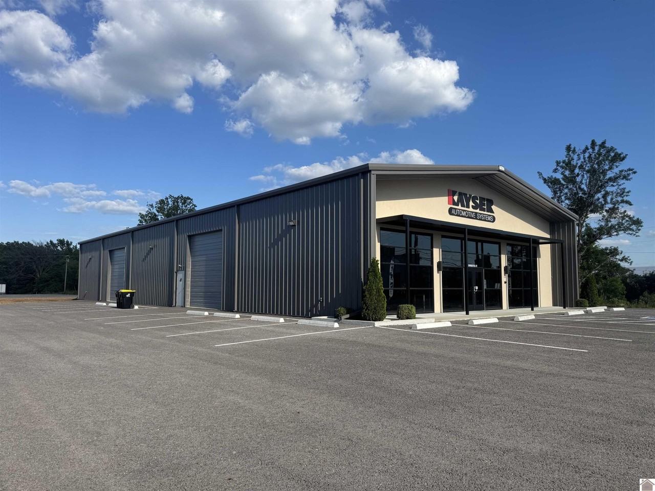 306 Industrial Rd - Photo 3 of 23