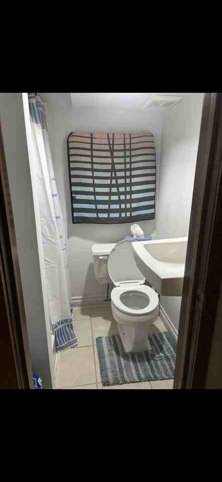 591 Rosedale St - Photo 3 of 8