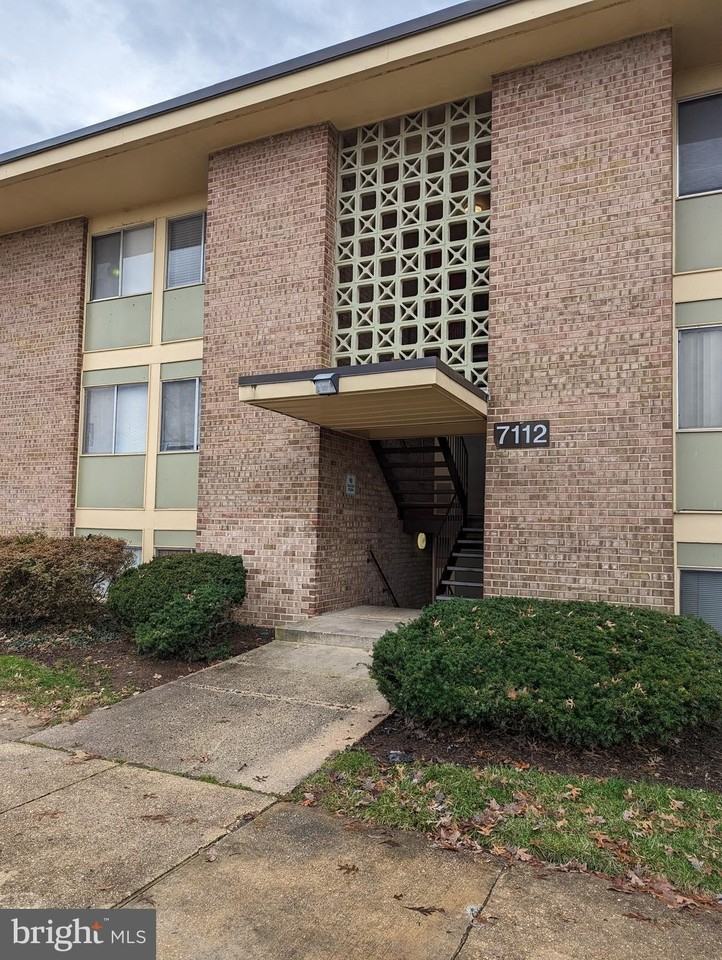 7112 Donnell Pl #D3 - Photo 2 of 19