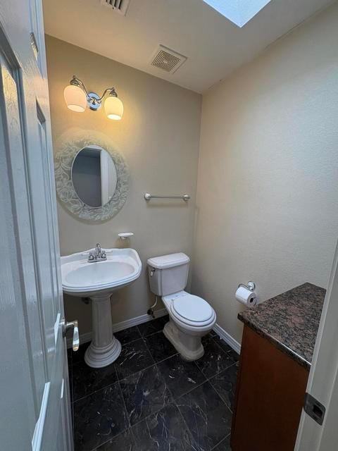 410 Wildwood St - Photo 3 of 6