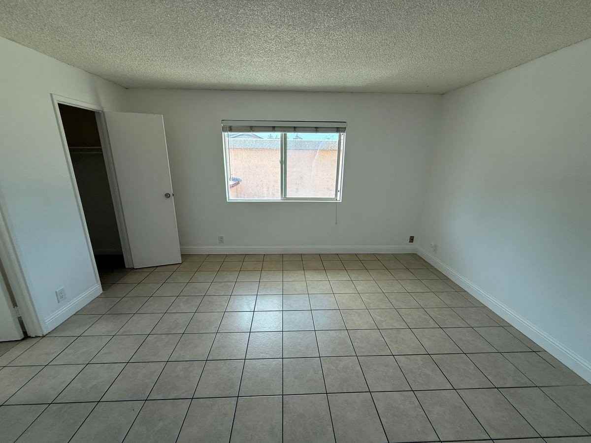2449 Colina Ct - Photo 7 of 9