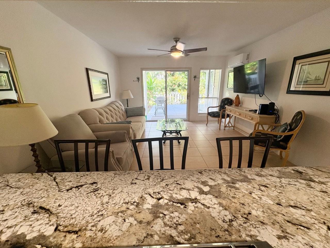 75-6081 Alii Dr - Photo 4 of 12