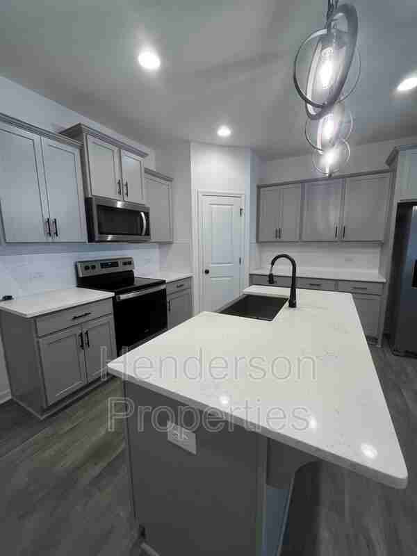 13109 Suncreek Ter - Photo 4 of 14