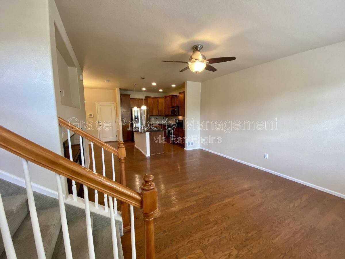 8934 E Otero Pl - Photo 2 of 10