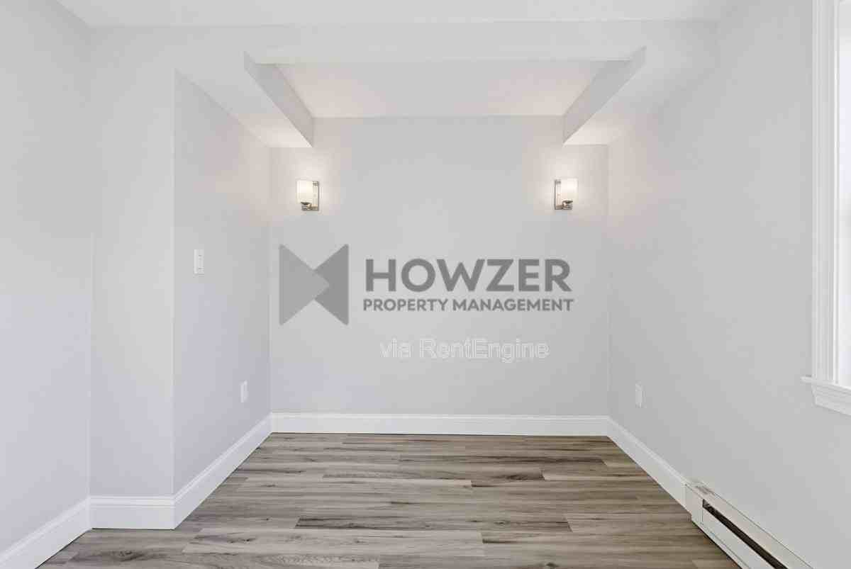 Riverside Ave #2R - Photo 4 of 10