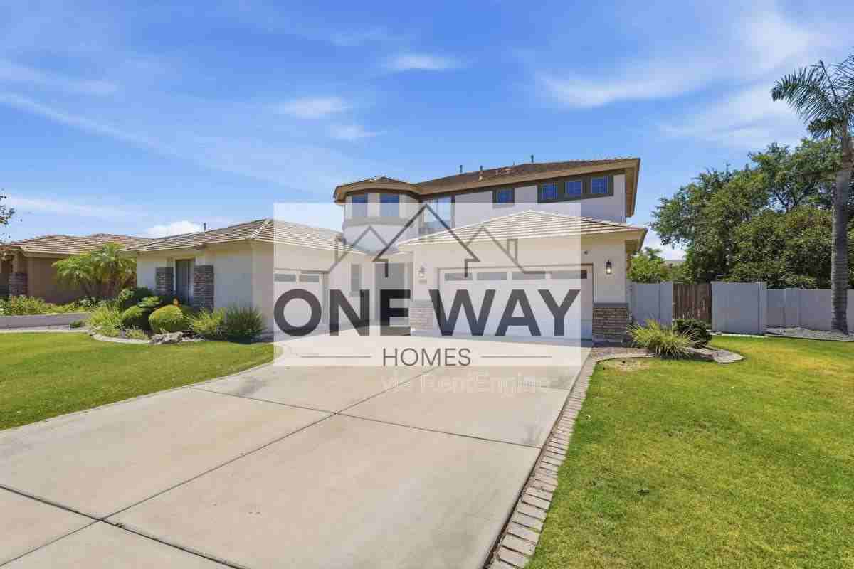 4053 E Loma Vista St - Photo 3 of 10