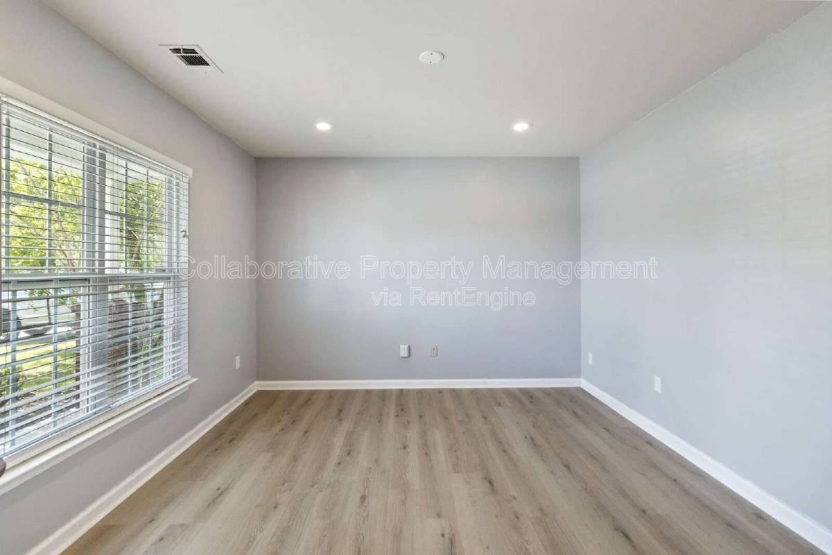 47 Glenwood Ct - Photo 2 of 10