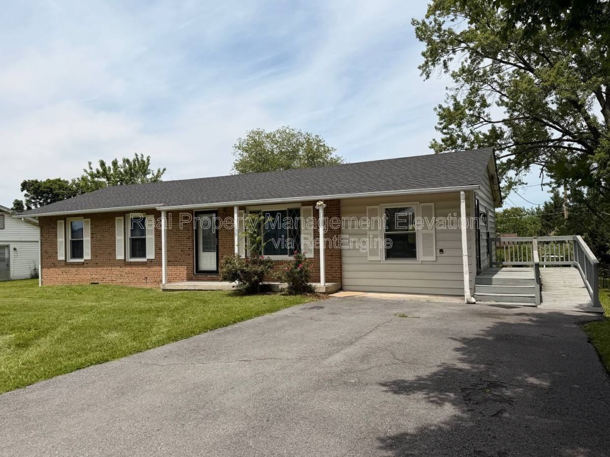 139 Meadowbrook Dr - Photo 3 of 5