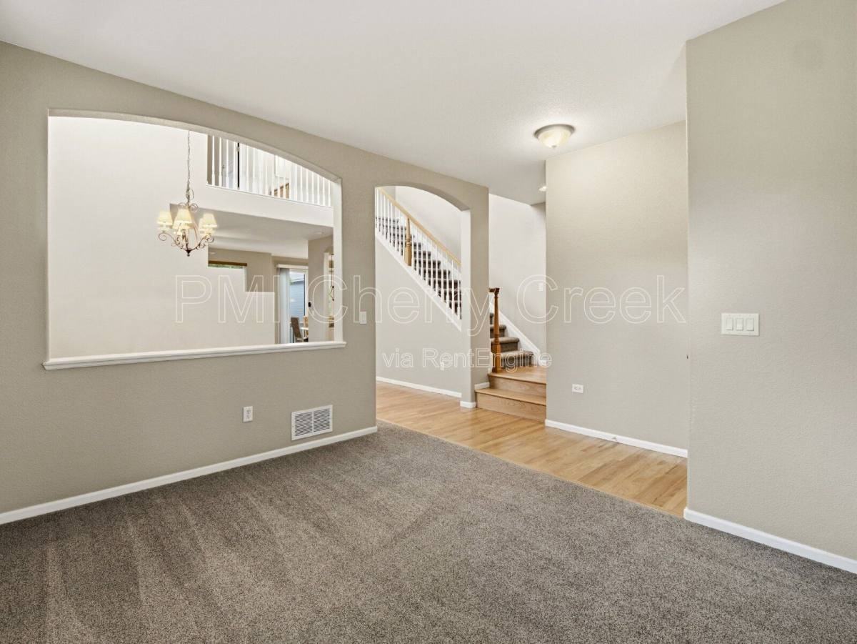 10740 Southhaven Cir - Photo 2 of 10