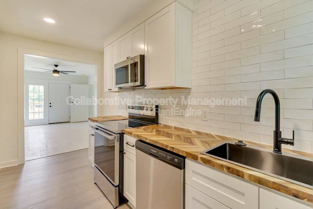125 Hibiscus Ave - Photo 6 of 10