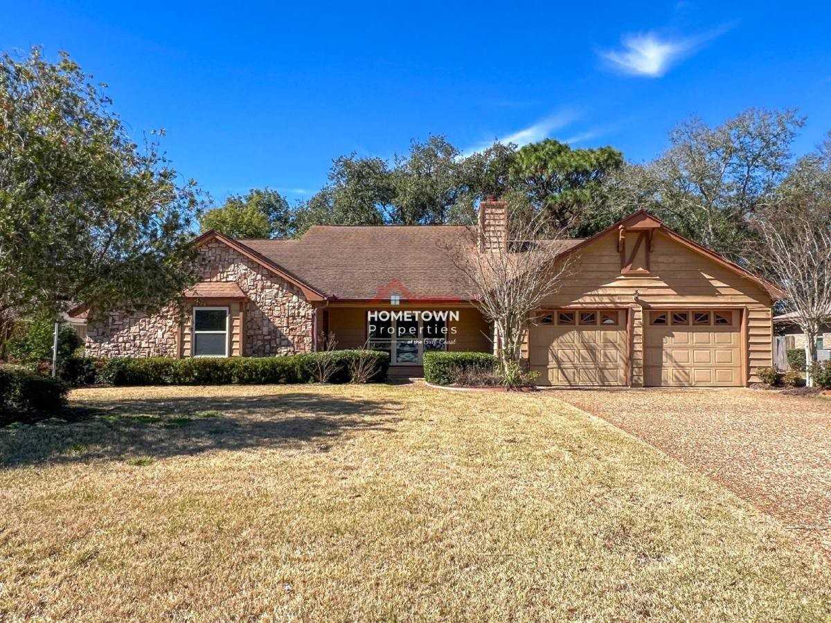 2505 Semoran Dr - Photo 3 of 10