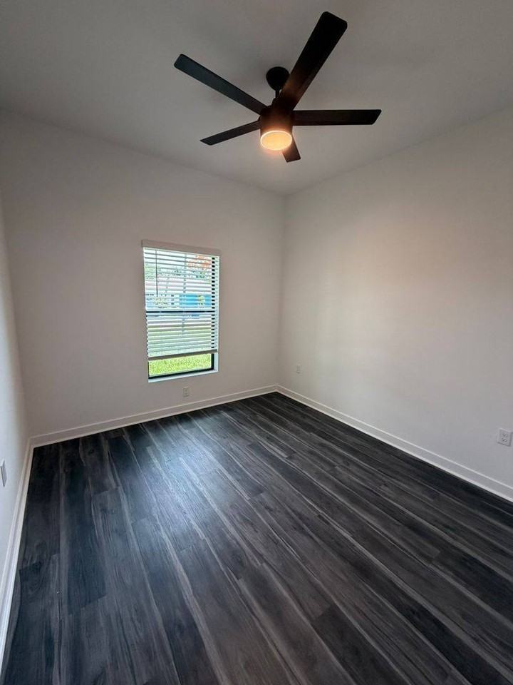 5141 27th St Sw - Photo 3 of 10