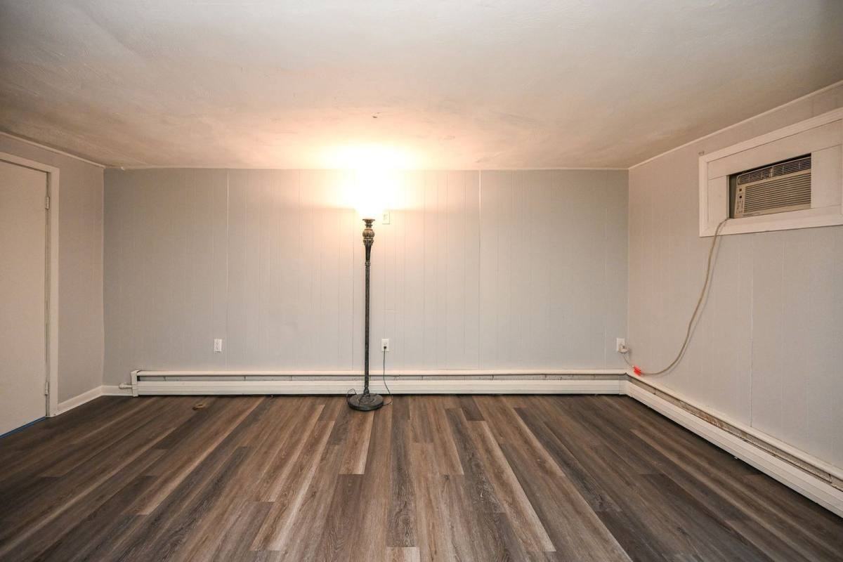 2625 Robertson Ave #5 - Photo 3 of 10