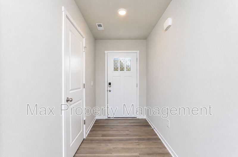 4173 Easton St - Photo 2 of 23