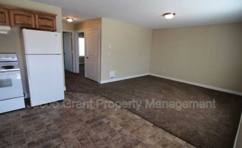 245 Opal Ct #2H - Photo 4 of 14