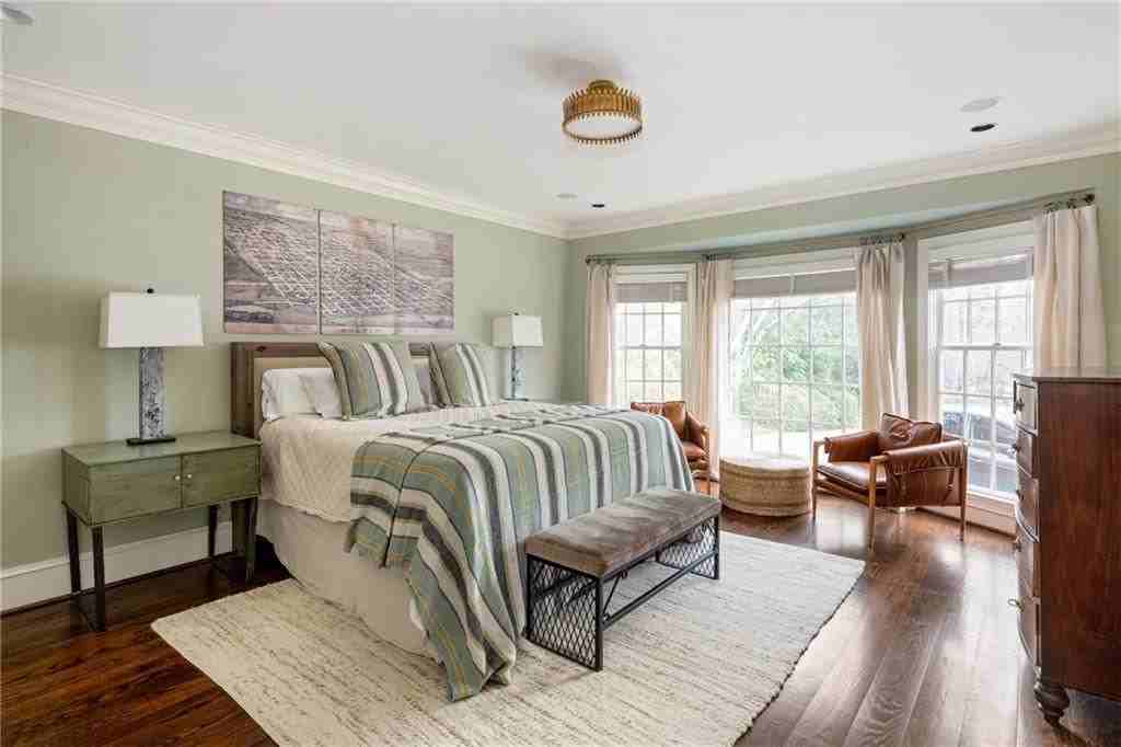 1811 Lenox Rd Ne - Photo 3 of 50
