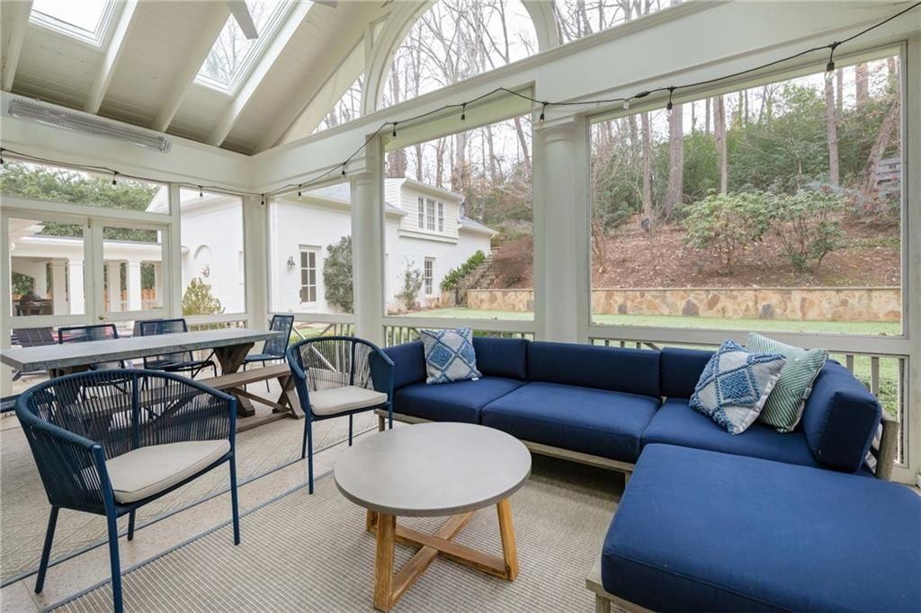 1811 Lenox Rd Ne - Photo 4 of 50