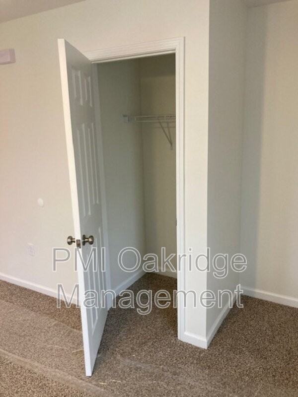 751 Campbell Rd - Photo 2 of 12