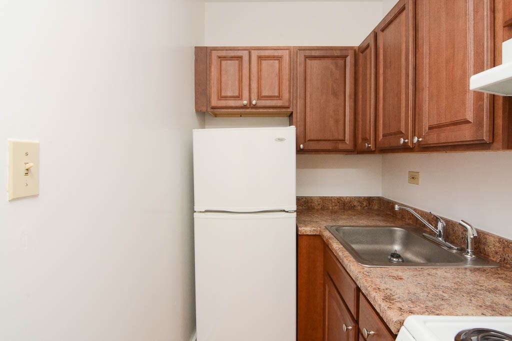 1850 N Humboldt Blvd #409 - Photo 2 of 15