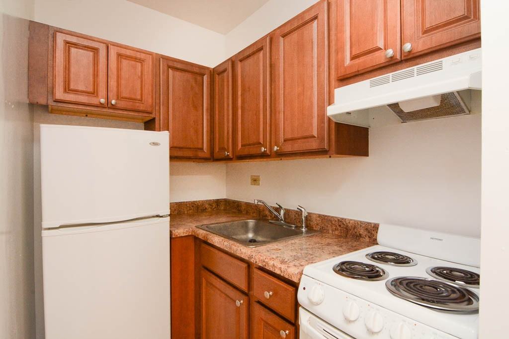 1850 N Humboldt Blvd #409 - Photo 3 of 15